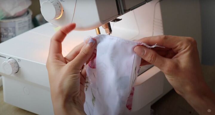 how to make your own bikini by copying one you already have, Sewing the gusset for bikini