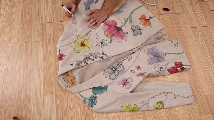 how to create a unique blazer with a diy watercolor fabric technique, Flowers painted on clothes