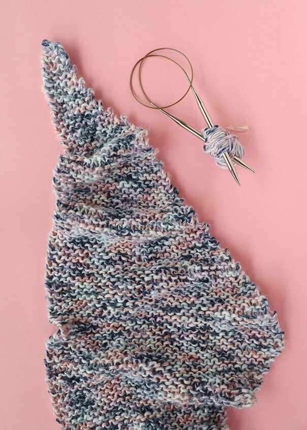 lazy days mini shawl knitting pattern