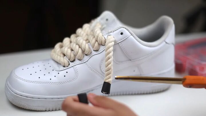 Diy Shoe Rope How to Make Your Own Shoelaces Out of Rope, Faux Fur & More | Upstyle