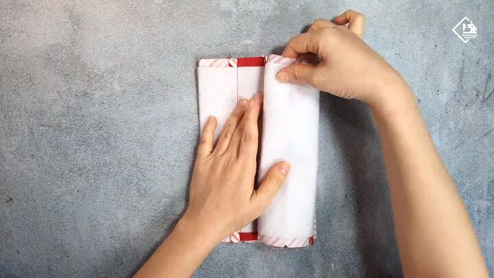 how to make a cute diy box bag that looks like a mini caramel, Making a DIY box bag