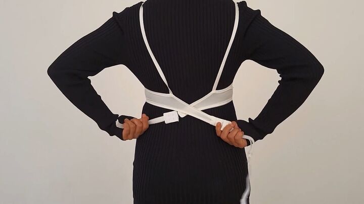 8 Quick, Easy & Money-Saving Bra Hacks For All Your Bra Strap Needs | Upstyle 8 Quick, Easy & Money-Saving Bra Hacks For All Your Bra Strap Needs | Upstyle