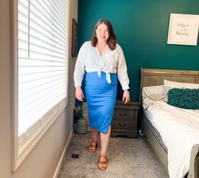 how to style a ribbed midi dress on a curvy body