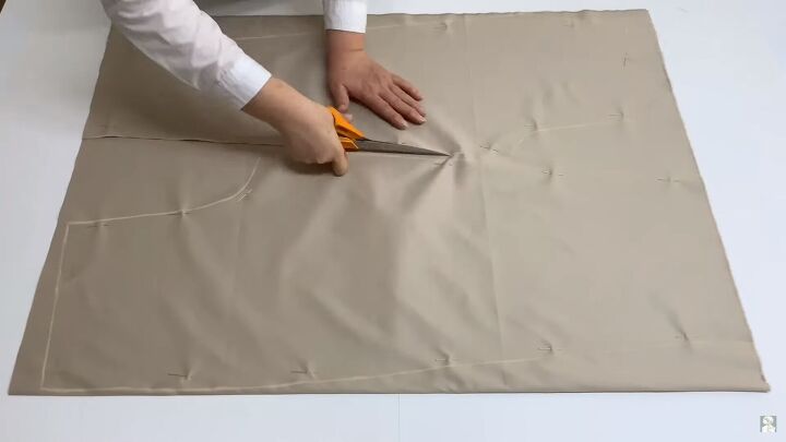how to sew paperbag waist pants with pockets using a free pattern, Cutting out the pattern pieces