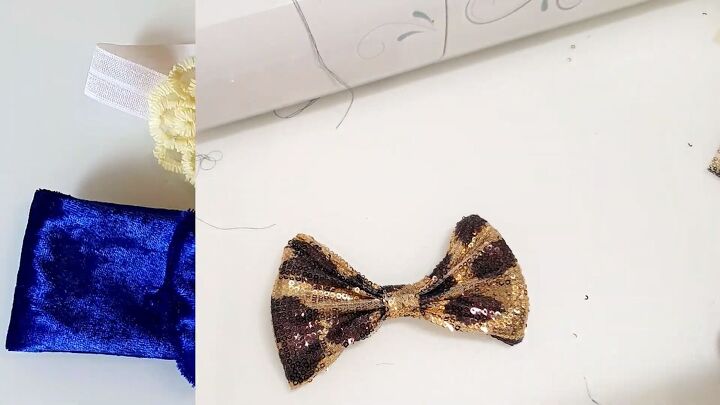 4 quick easy scrap fabric ideas for cute hair accessories, DIY hairbow from fabric scraps