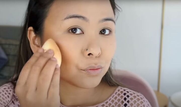 date night makeup how to create a soft glamorous look for a date, Blending the edges with a makeup sponge
