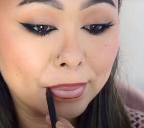 date night makeup how to create a soft glamorous look for a date, Lining lips with a lippencil