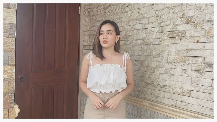 How to Make a Super Cute, DIY Ruffle Crop Top in 20 Minutes | Upstyle