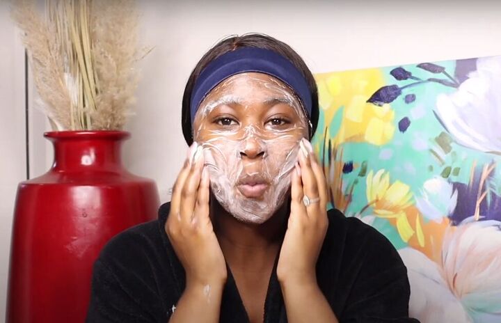 this 6 step basic skincare routine is the perfect 30 minute pamper, Applying a face wash and letting it set