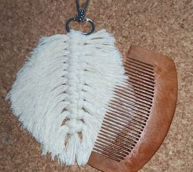 diy macrame feather keychain