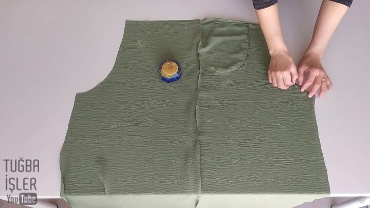how to make easy sew palazzo pants without using a pattern, Pinning the pant legs together