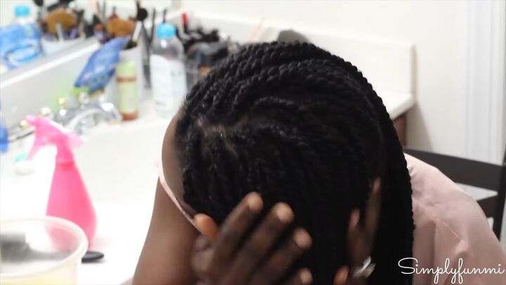 how to maintain braids twists prevent itchiness scalp buildup, Applying oil to the length of braids