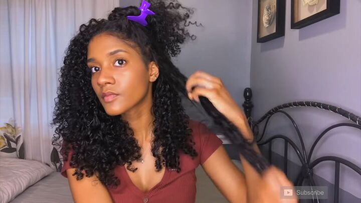 how to prevent frizzy curls in humidity during the hot summer months, How to keep curls in humidity
