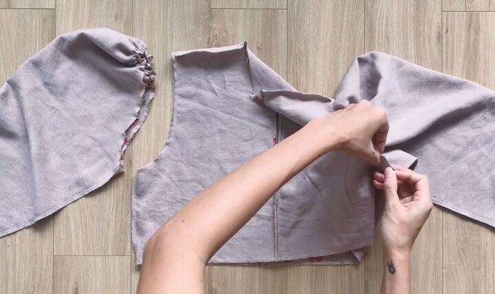 how to make a cute short diy tiered dress with long sleeves, Attaching the sleeves to the dress