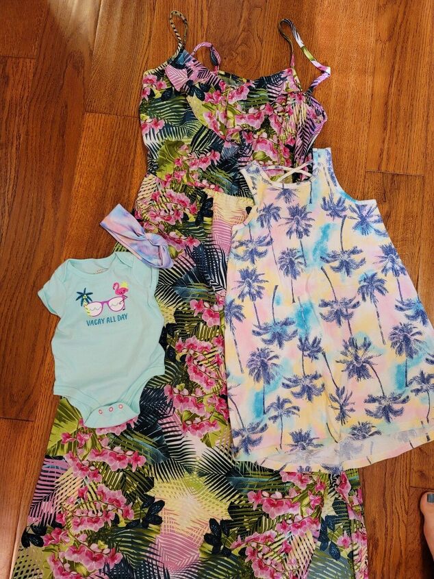 four matching summer outfits for me and the minnies
