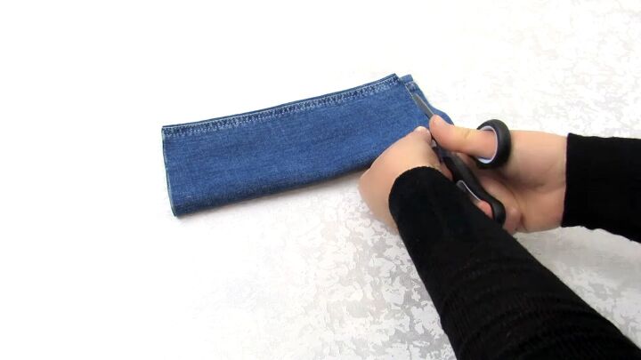 how to make 4 easy diy denim bags out of one pair of old jeans, how to make denim bags