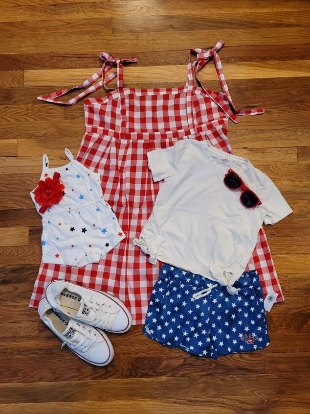 three me and mini themed july 4th outfits