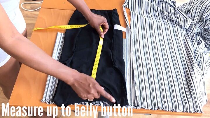 how to make cute diy overall shorts in a few easy steps, Tracing the top of the DIY overall shorts