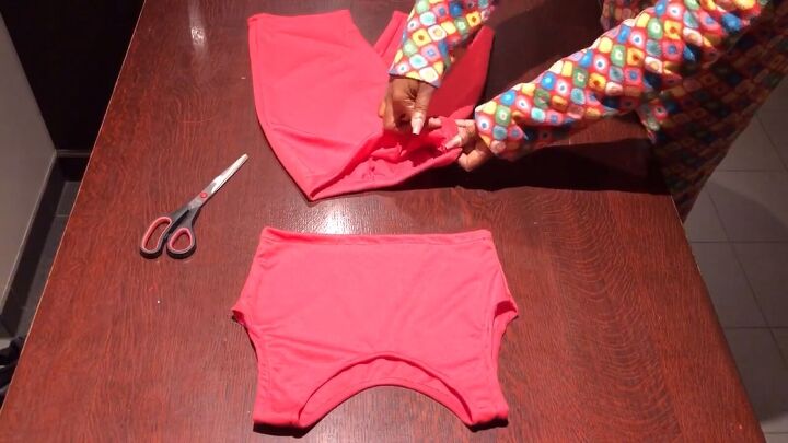 how to sew a cute biker shorts set without a pattern, Inserting elastic
