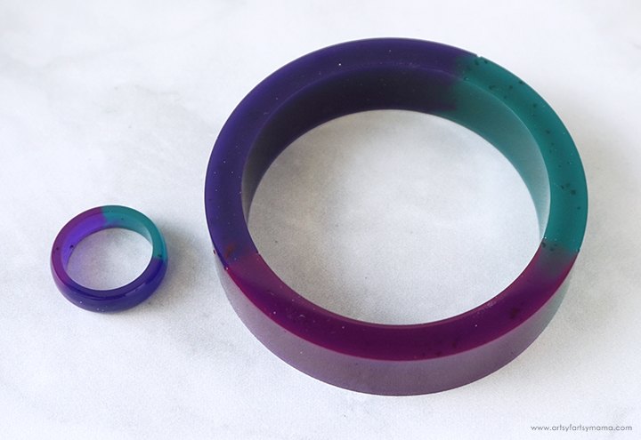 thermochromic color changing resin bracelet ring set