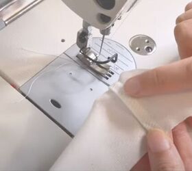 sewing an oversized t shirt that s on trend for summer, Topstitching the seam