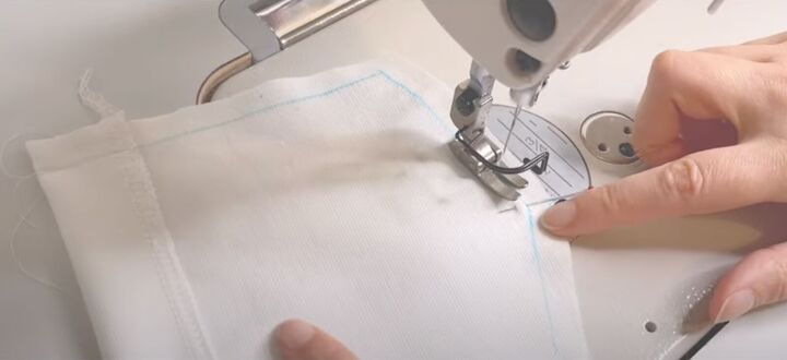 sewing an oversized t shirt that s on trend for summer, Sewing the corners of the pocket