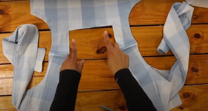 how to make a cute diy babydoll dress with a tie back, Sewing the bodice