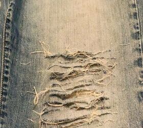 diy upcycled bed sheet and distressed jeans, Distressing Denim
