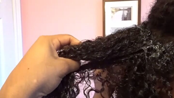 a simple 5 step wash go routine for frizz free natural hair, Applying gel to the roots
