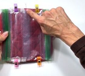 make your own toiletry bag out of a pot holder sandwich bags, Center pin