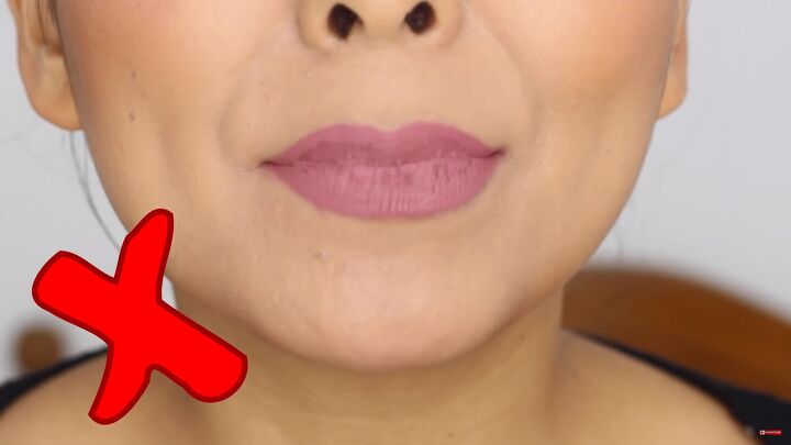 how to apply liquid lipstick 5 pro makeup tips you need to know, Applying too much liquid lipstick