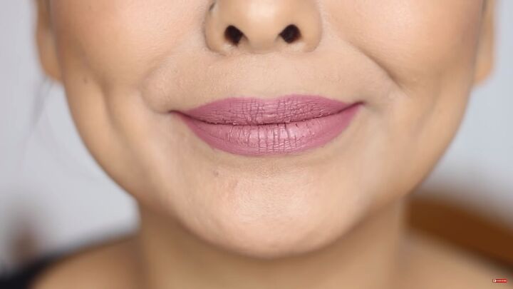 how to apply liquid lipstick 5 pro makeup tips you need to know, How to reapply liquid lipstick