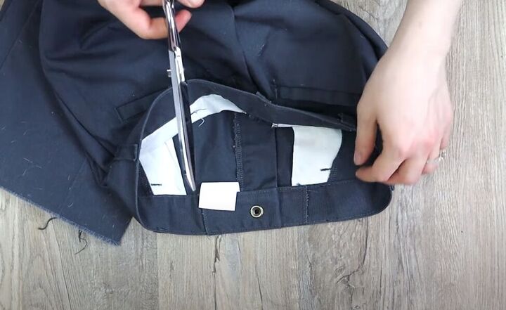 how to make an adjustable waistband 2 ways with or without elastic, How to make an elastic waistband