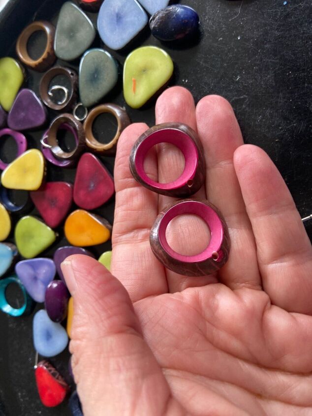 how to make a lovely pair of sliced nut dangles, Pink slices
