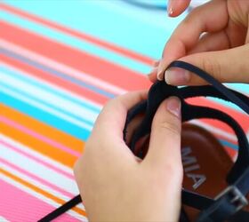 3 super easy diy accessories you can make for the summer, Gluing the ribbon to the shoe
