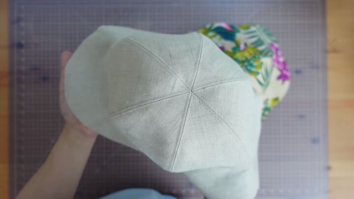 quick easy reversible tulip hat sewing pattern, DIY tulip hat