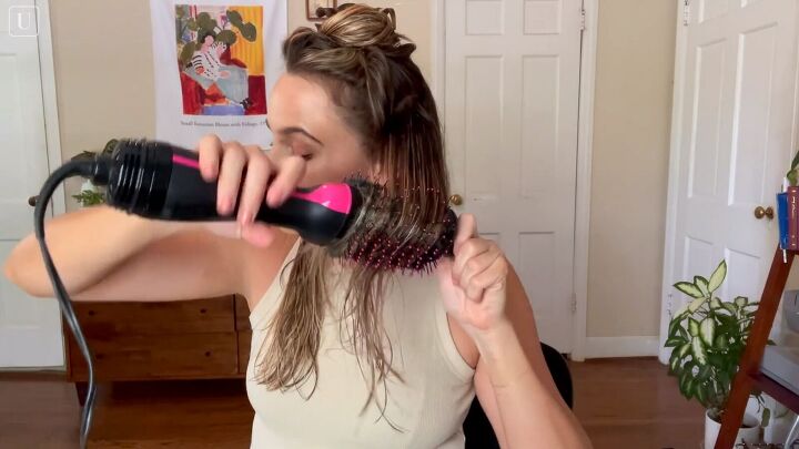 how to get big supermodel esque 90s blowout hair in 5 easy steps, Blowdrying and rolling the hair