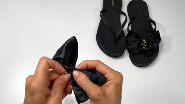 4 simple steps to make gorgeous expensive looking flip flops, DIY flip flop ideas