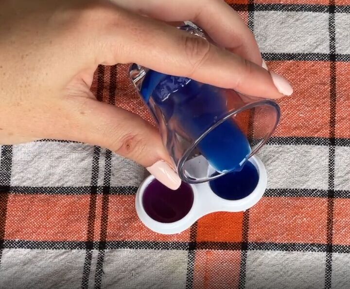 4 fun diy lipstick hacks using crayons kool aid sugar more, Pouring the mixture into contact lens cases