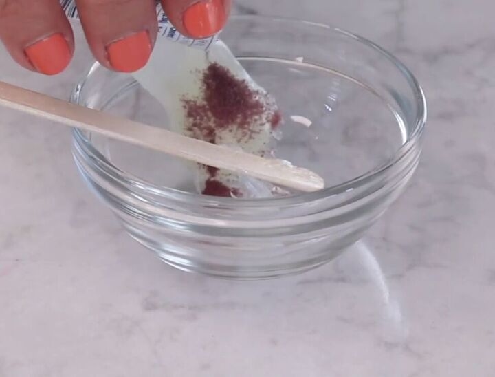 4 fun diy lipstick hacks using crayons kool aid sugar more, Pouring Kool Aid powder into a bowl