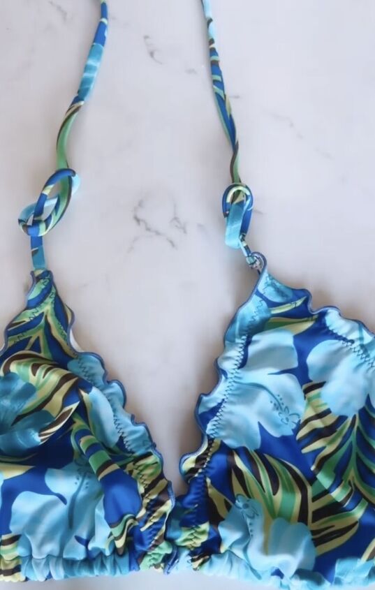the most secure way to tie your swimsuit