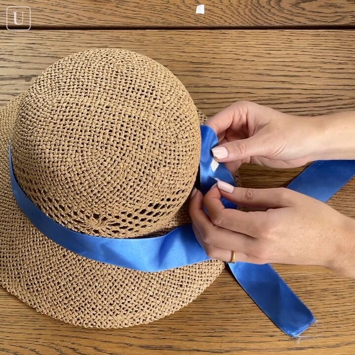 10 easy diy summer accessories fashion hacks for the season, Wrapping ribbon around a sun hat