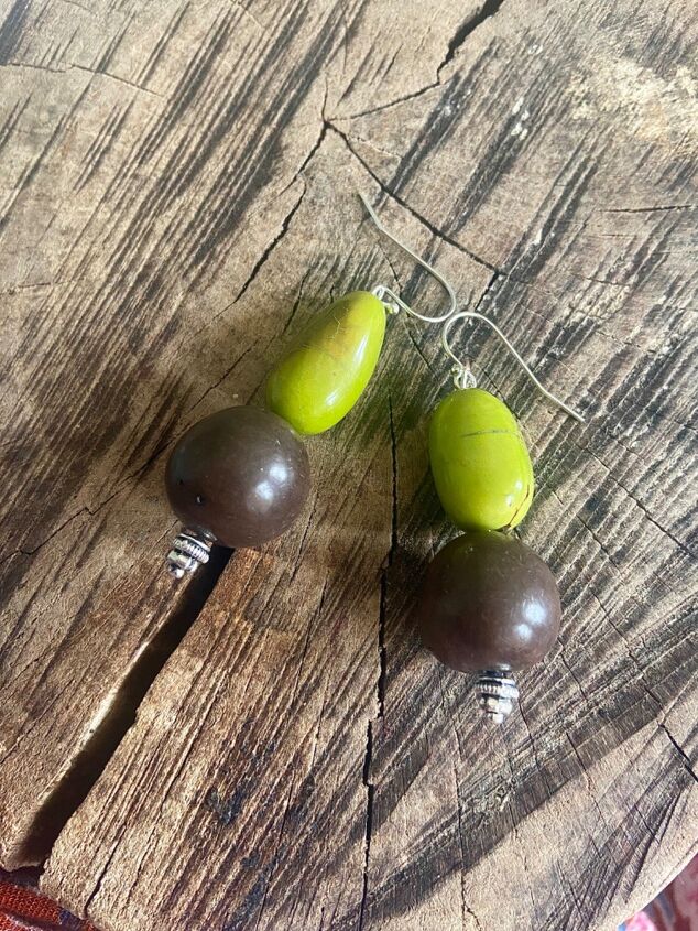 how to create a pair of tagua nut original earrings, Tagua earrings