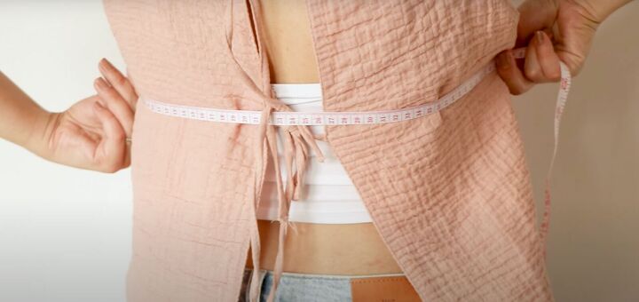 how to easily sew a classic babydoll top from scratch, Measuring back