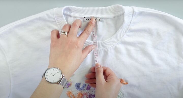 how to make a summery diy kimono from scratch, Taking measurements for the kimono