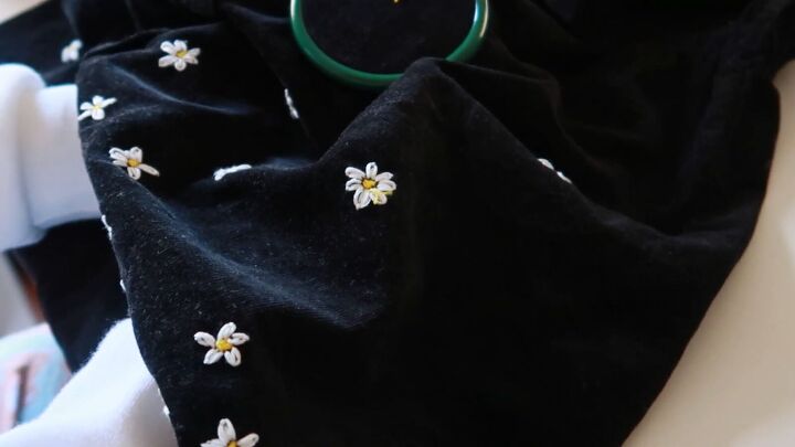upstyling a plain black dress with adorable embroidered daisies, Daisy embroidered dress