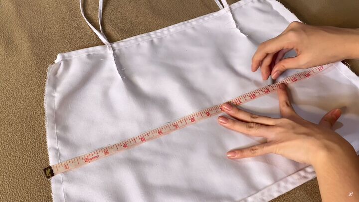 sewing a crop top 2 diy white crop tops to make at home, Measuring the center of the top