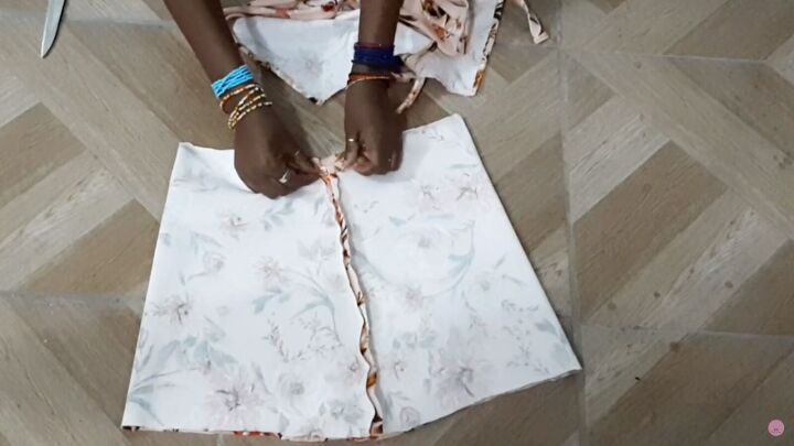 how to make a summery diy halter neck dress from scratch, Pinning the skirt side seams