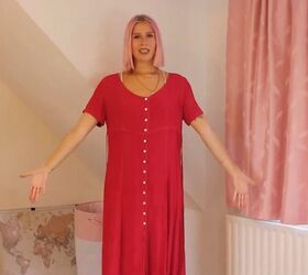 She raided her parents’ closet and came out looking like a style icon