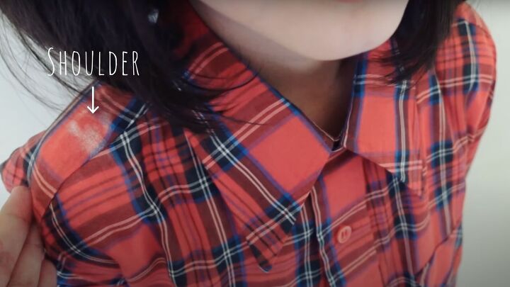 how to upcycle a men s shirt into a feminine top, Marking the shoulders